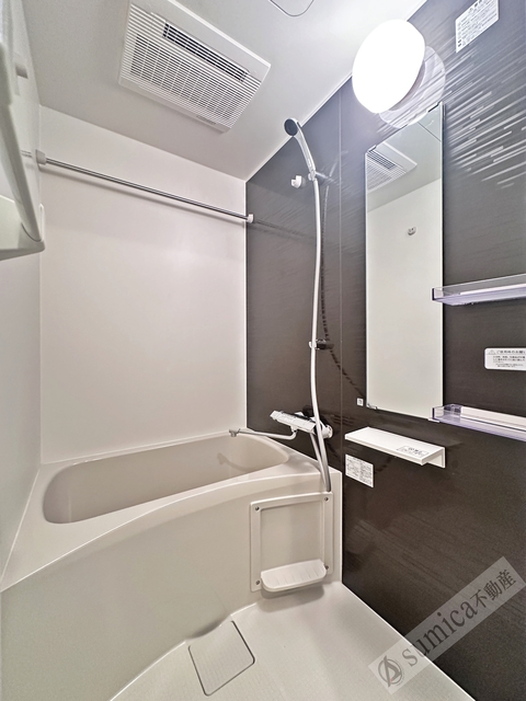 バス・シャワールーム　浴室乾燥機完備で雨の日も安心♪