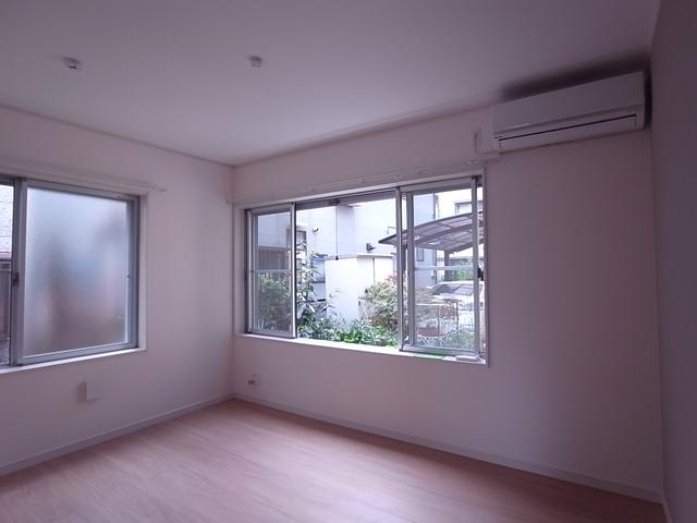 居室・リビング　居室