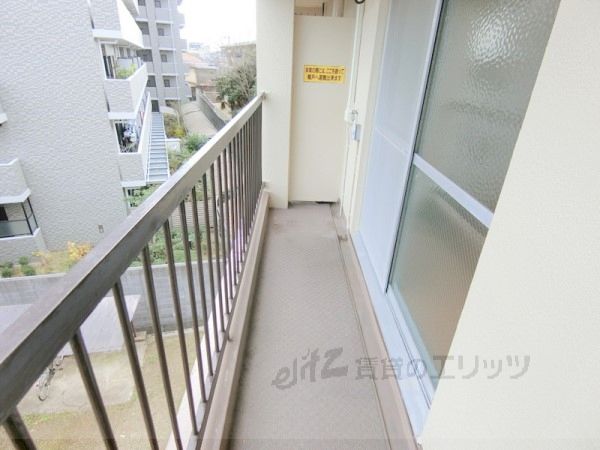 バルコニー　ベランダ