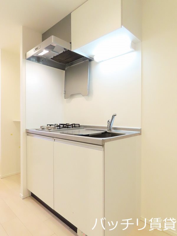 キッチン　同型タイプの為、現状を優先いたします。