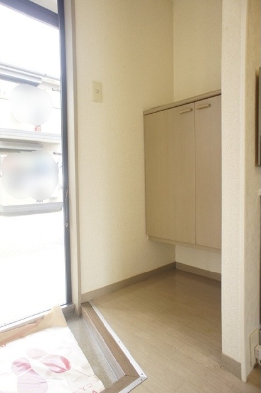 玄関　図面と現状に相違がある場合には現状を優先