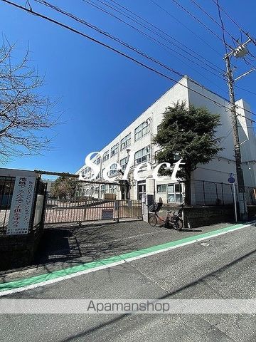 小学校　横浜市立桜台小学校（小学校）まで349m