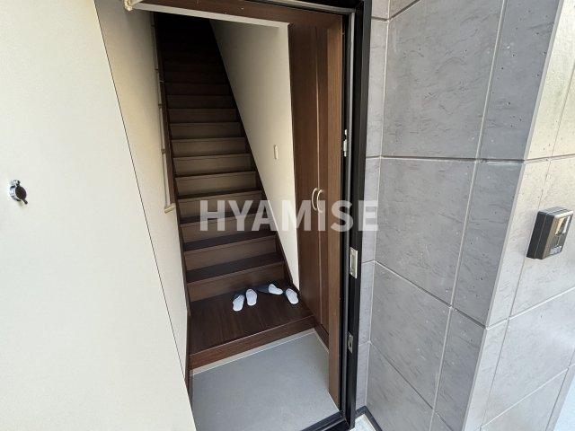 玄関　※別のお部屋の写真です。現状を優先致します。