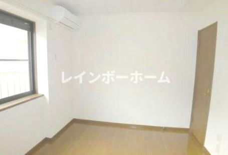 居室・リビング　使いやすい居間です