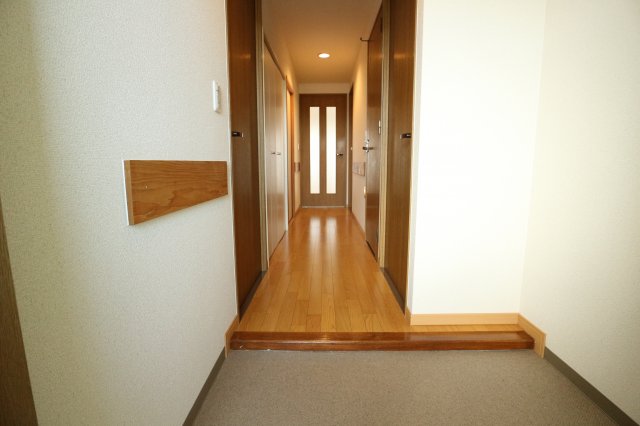 玄関　王塚西シティコート