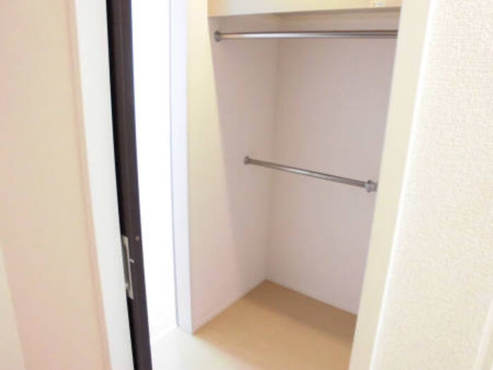 収納　B203 ウォークスルークローゼット