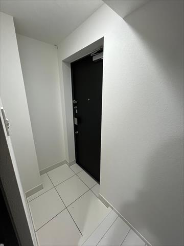 ブルーライン 阪東橋駅 徒歩8分 11階建 築3年の玄関写真