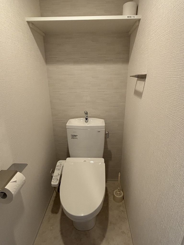 トイレ　トイレ