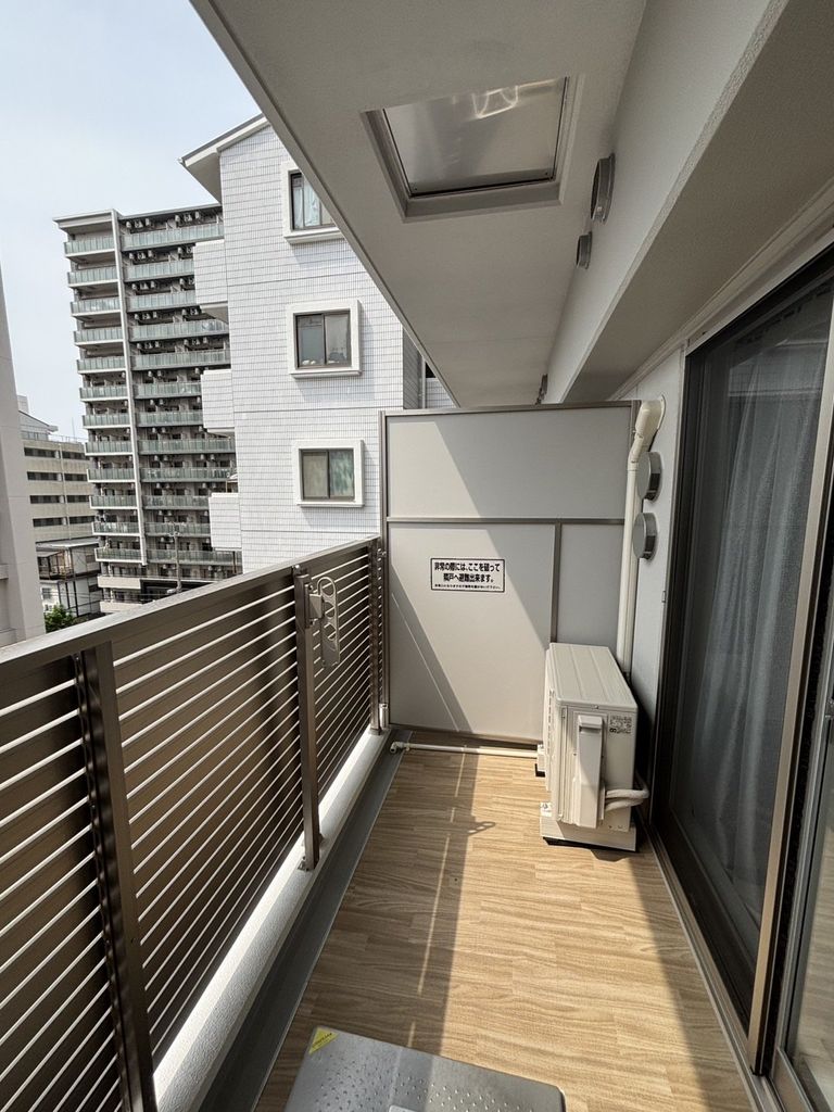 バルコニー　バルコニー