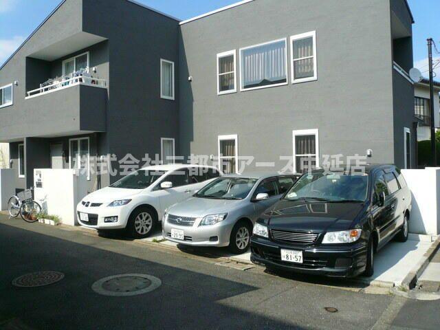 駐車場　ストアハウス２