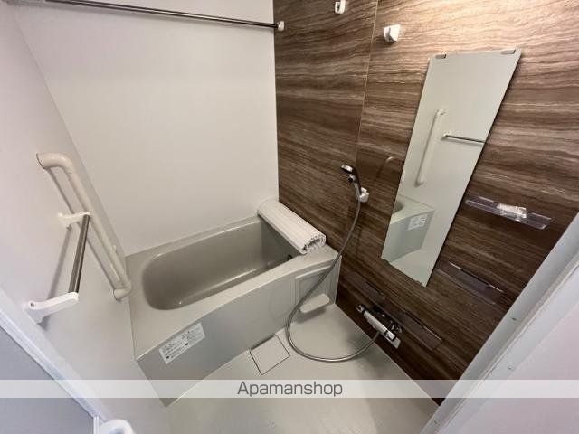 コンビデンス IIの風呂写真