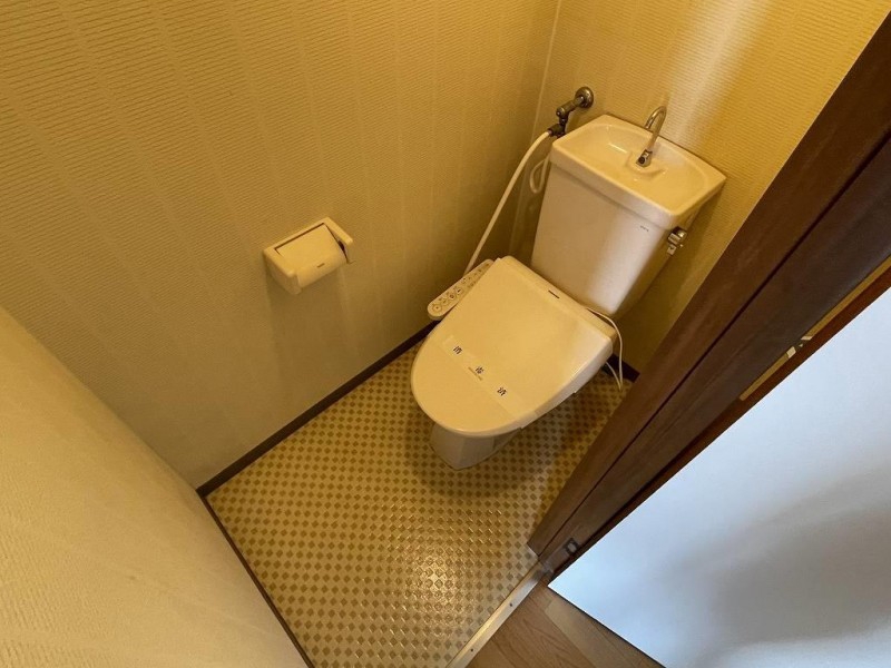 トイレ　トイレ