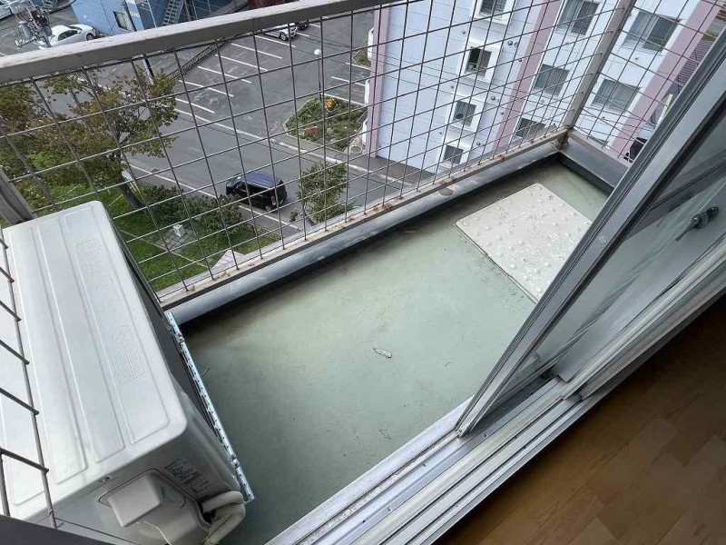 バルコニー　バルコニー