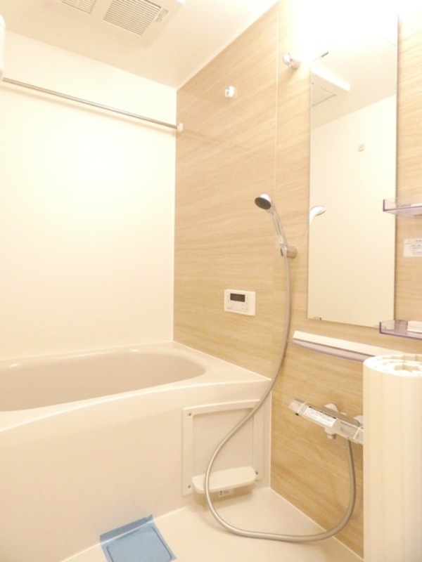 バス・シャワールーム　図面と現状に相違がある場合には現状を優先