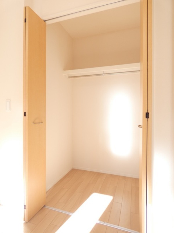 収納　図面と現状に相違がある場合には現状を優先