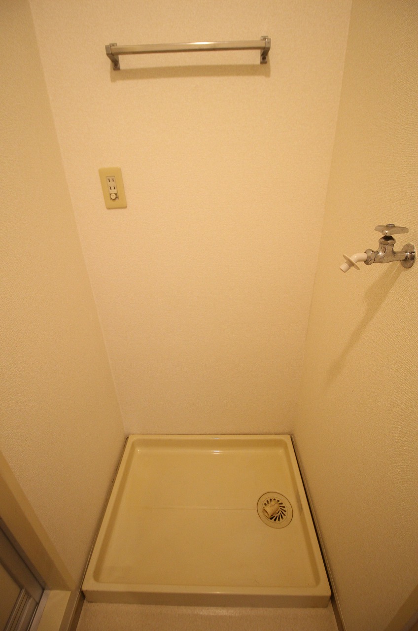 その他　洗濯機置場（別の部屋の写真です）