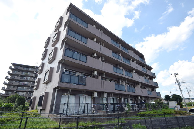 建物外観　★日当たりのよい建物です★