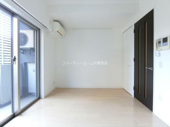 居室・リビング　★《見学予約受付中》当店では契約金がクレジット決済可能です★