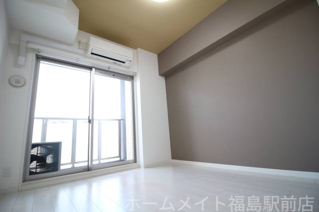 居室・リビング　反転タイプ