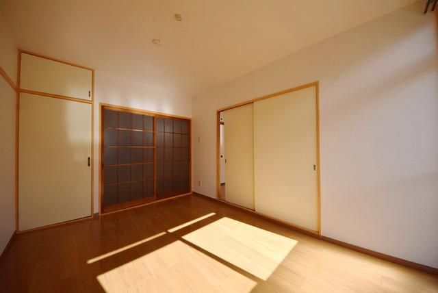 居室・リビング　明るい室内です♪