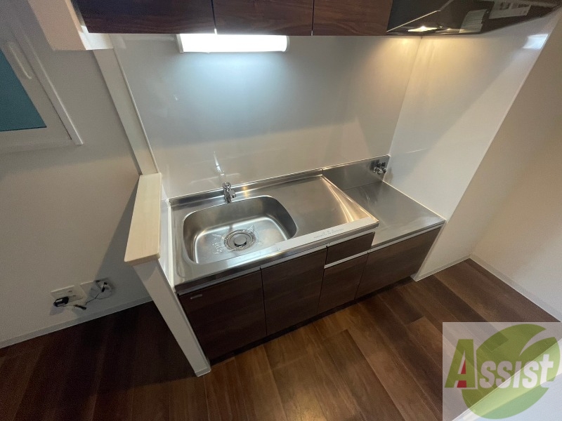 キッチン　キッチンはスペースも広々していて使いやすそうですよ！