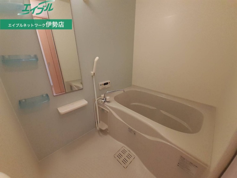 バス・シャワールーム　同型参考写真