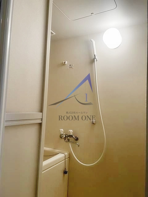 バス・シャワールーム　お風呂です。