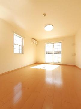 眺望　エアコン　照明完備