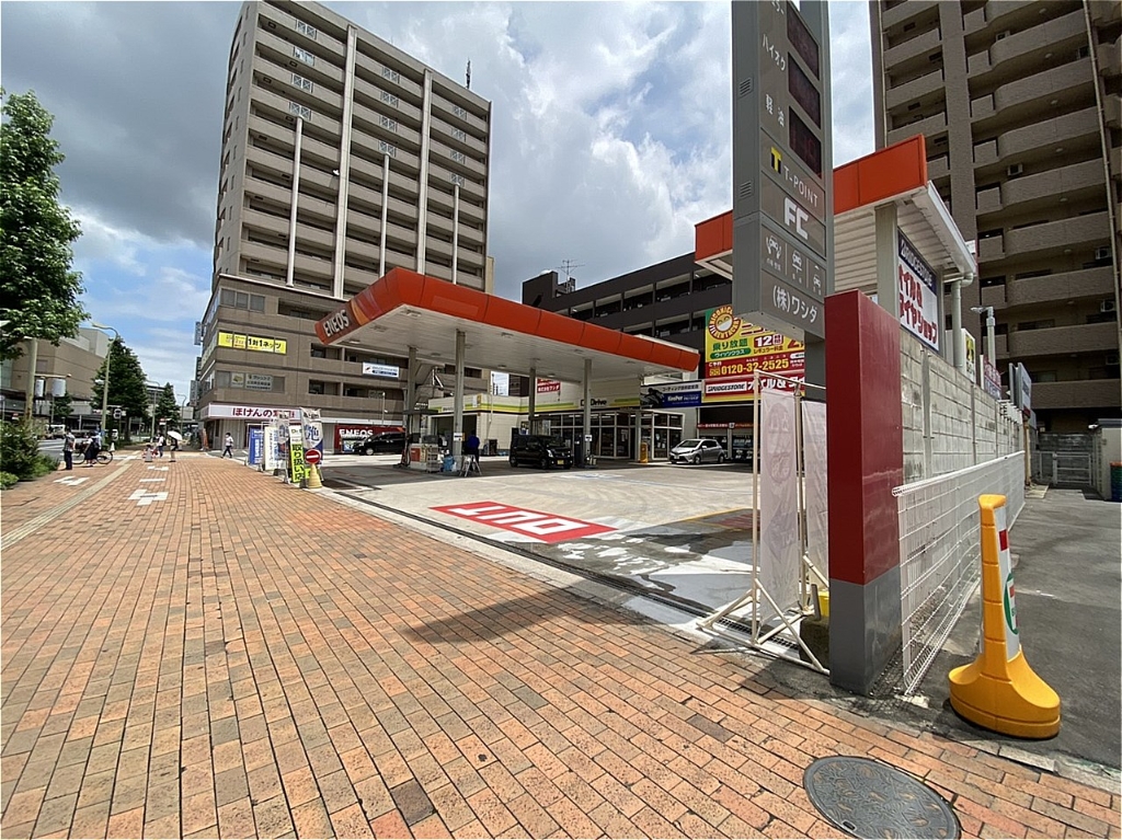 その他　ガソリンスタンド ENEOS（その他）まで510m