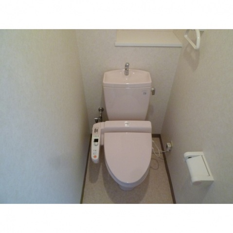 トイレ　温水洗浄便座付