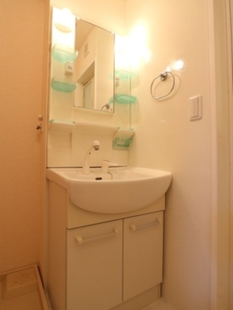 洗面設備　洗髪洗面化粧台