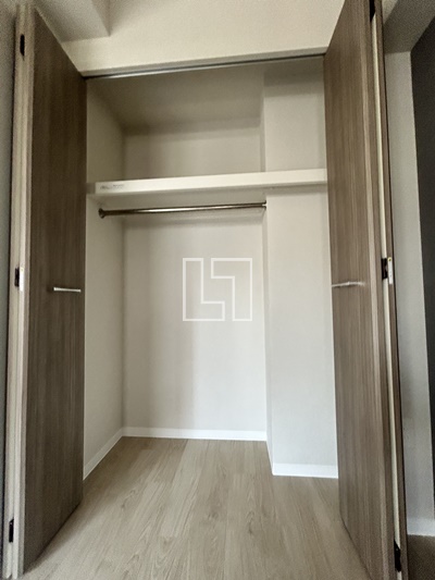 収納　アヴェニール北浜　クローゼット