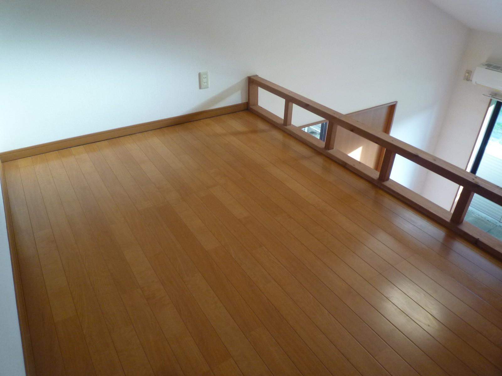 その他　ロフトスペースはコンセント付き