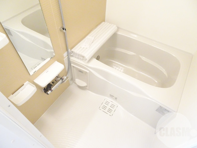 バス・シャワールーム　浴室乾燥機＆追い焚き機能付きバス♪