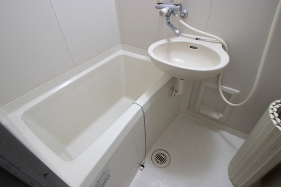 バス・シャワールーム　※別号室の写真です