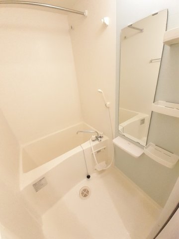 バス・シャワールーム　日々の暮らしに欠かせないお風呂です