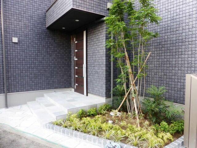 エントランス　角部屋です