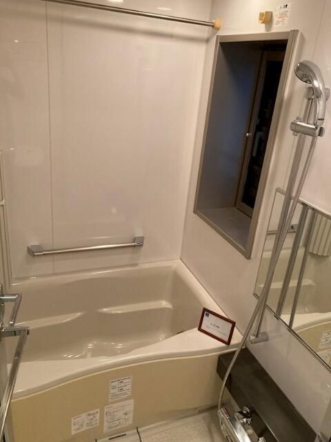 バス・シャワールーム　別部屋参考写真