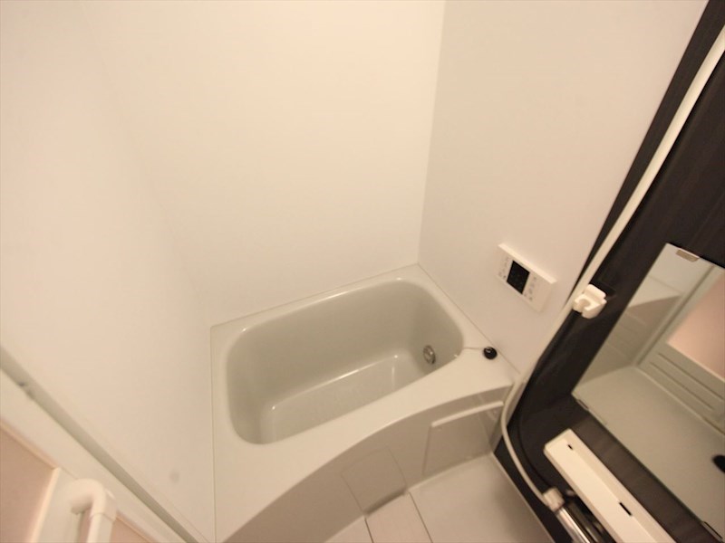 バス・シャワールーム　追い焚き・オートバス機能付お風呂