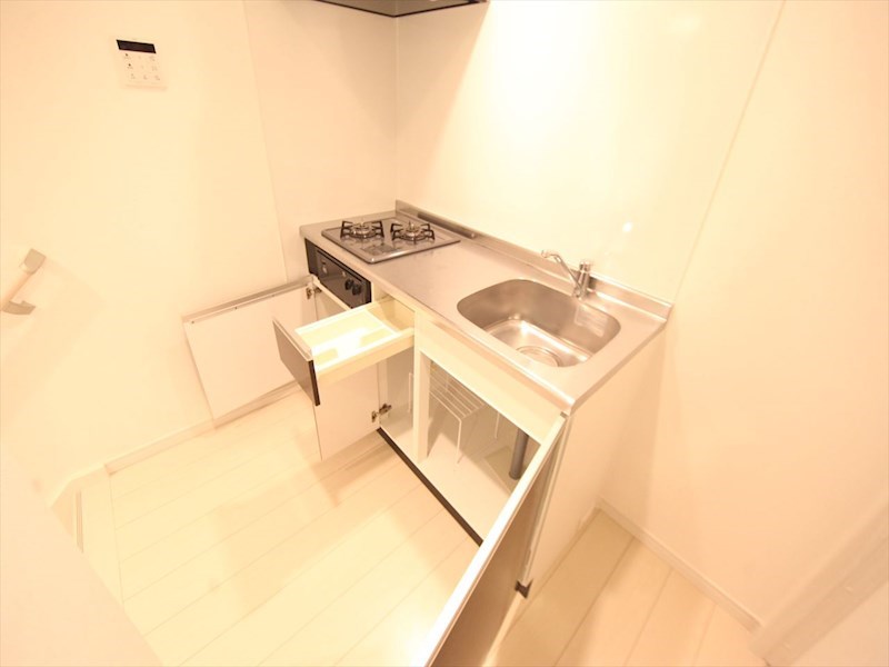 キッチン　システムキッチン（ガス2口コンロ付）