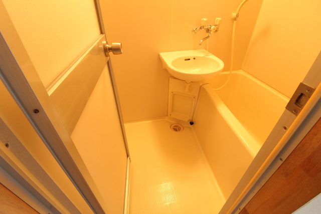 バス・シャワールーム　同タイプ別室参考写真※現状優先