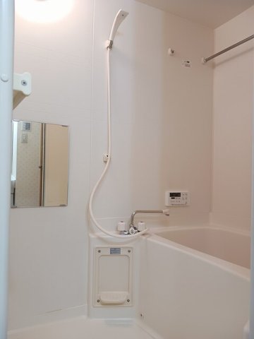 バス・シャワールーム　きれいなお風呂です
