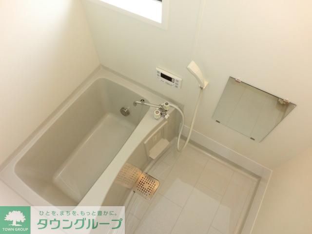 バス・シャワールーム　追い焚き付き浴室