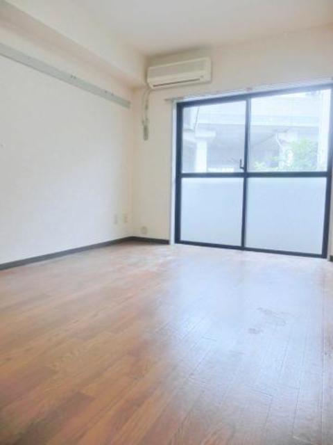 居室・リビング　同仕様参考写真