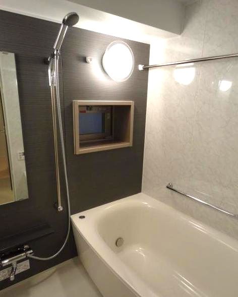 バス・シャワールーム　お風呂で日々の疲れを落としましょう♪