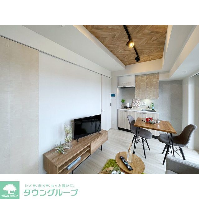 居室・リビング　家具・家電の備え付けはありません