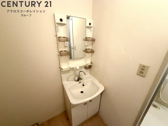 洗面設備　独立洗面化粧台付きでおすすめです！