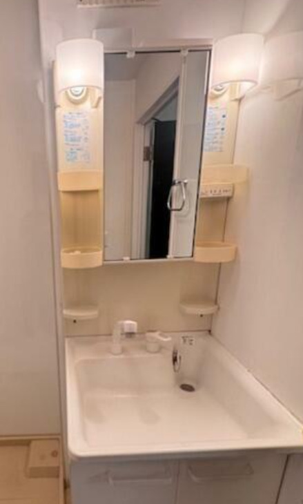 洗面設備　同仕様
