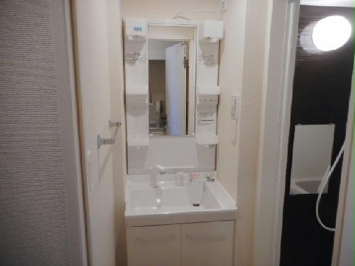 洗面設備　独立洗面台付きです♪