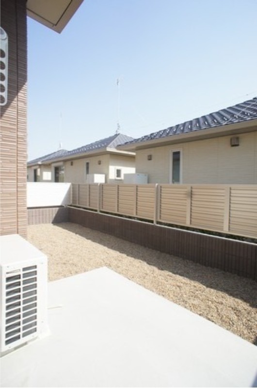 庭　図面と現状に相違がある場合には現状を優先